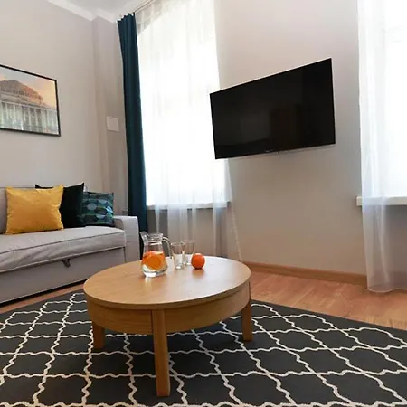 Apartament Big Apart Old Town-100 M Town Hall- 3 Rooms-8 People *