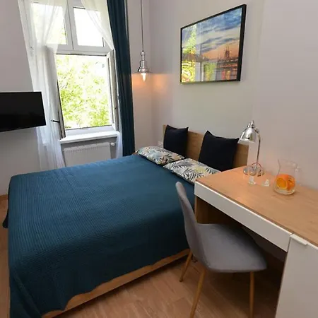 Big Apart Old Town-100 M Town Hall- 3 Rooms-8 People Apartament *